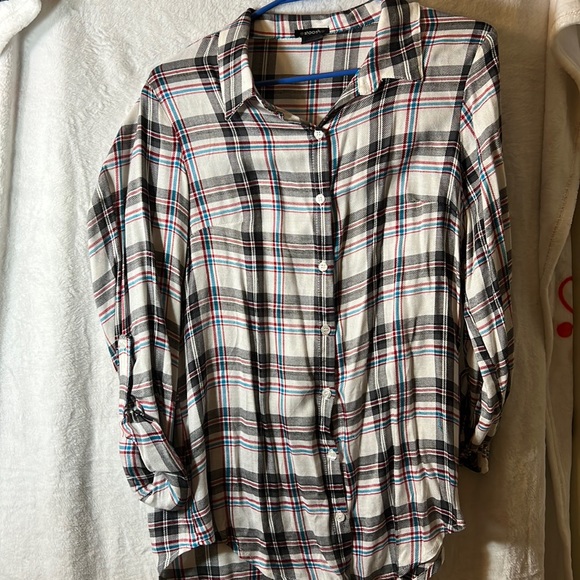 Tops - Lightweight button down